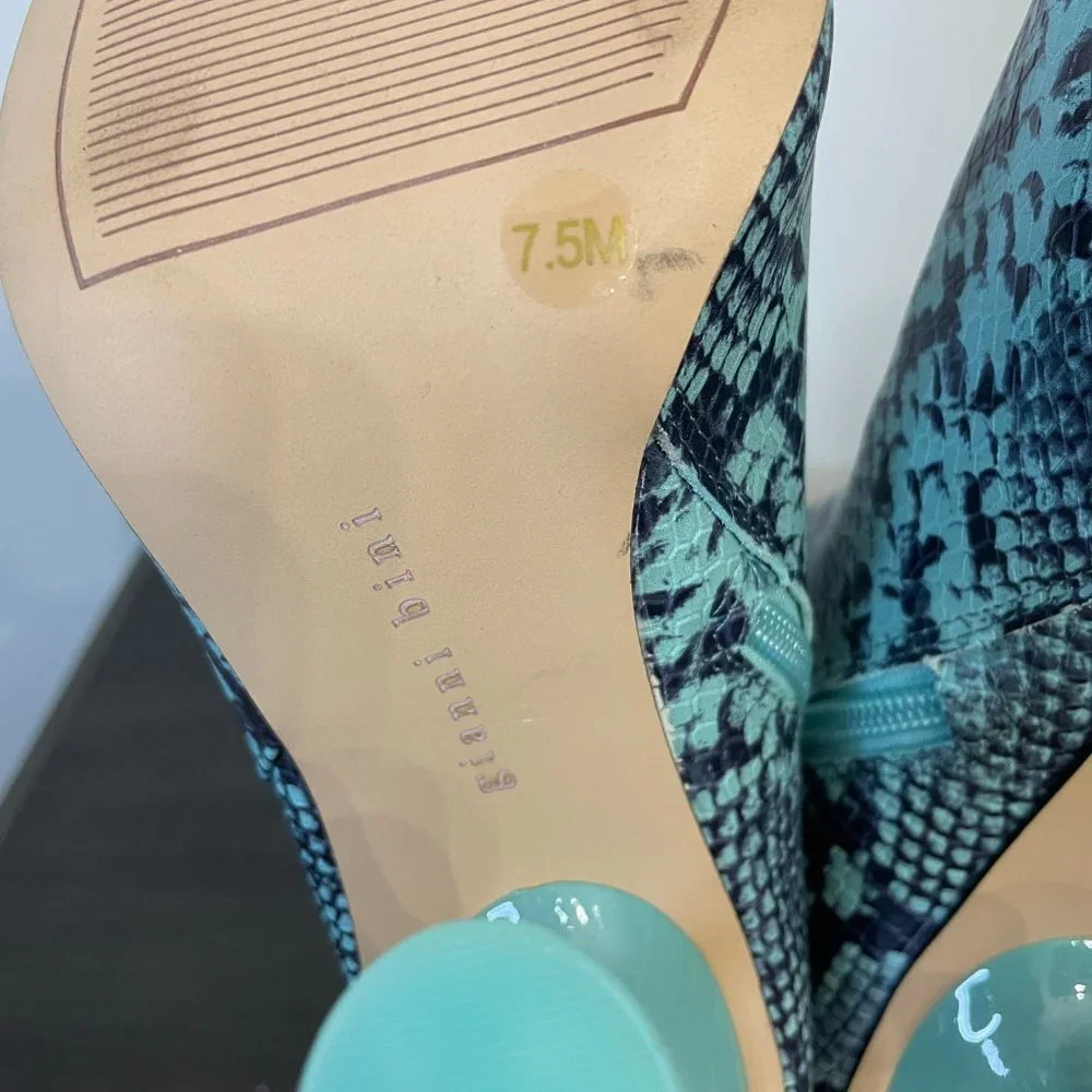Gianni Bini Fawlie Aqua Teal Snake Leather Clear Flared‎ Heel Booties 7.5 NEW